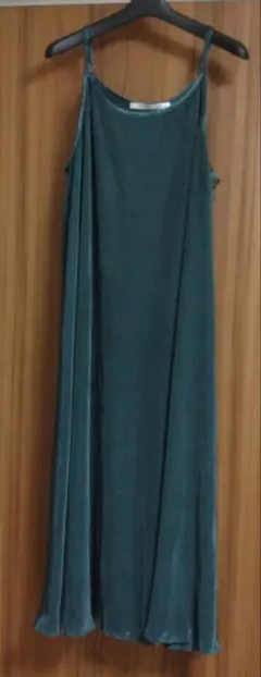 プリーツキャミワンピース グリーン