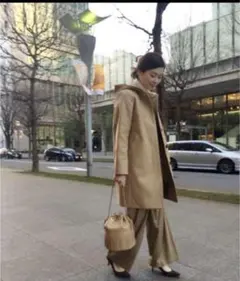 【英太郎様専用】イエナ　ベージュ フード付き ノーカラーコート