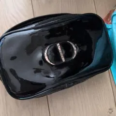 ディオールノベルティポーチ