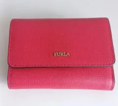 FURLA　財布　フルラ　赤　レッド　ワインレッド　三つ折り財布　クリスマス