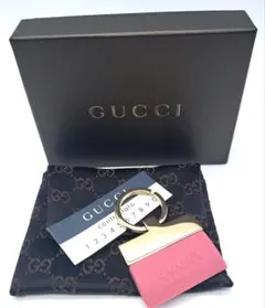 GUCCI ピンクラバー × ゴールドリング キーリング キーホルダー
