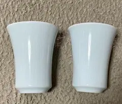 ホワイトフレア型陶器コップ2個セット 箱あり