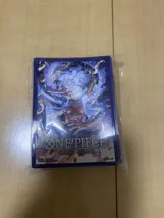 ONE PIECE カード　 スリーブ 4 モンキー・D・ルフィ