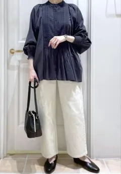 studio clip／ダブルフロント刺繍ブラウス