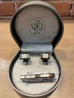 桂由美カフスボタン&ネクタイピンセット
