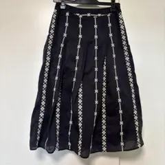 ヤンガニー yangany 刺繍 フレアスカート 日本製のサムネイル