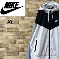 NIKE　ナイキ　ナイロンジャケット　パーカー　ジップ　白　黒　グレー　XLのサムネイル