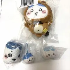 ちいかわ ハチワレ詰め合わせ(たぬきだもん・リップキャップ・Baby・ポーチ)のサムネイル