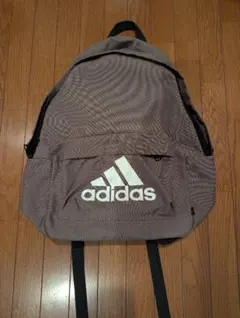 adidas グレー リュック