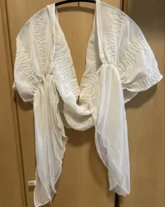 美品　ブライダルケープ ボレロ 白 シアー素材 結婚式 シフォンショール