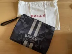 セール中BALLY クラッチバッグ ハンドバッグ 迷彩柄 定価6万6千円