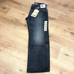 ★新品★ユニクロ　イージーフィットストレートジーンズ　デニム　ジーンズ