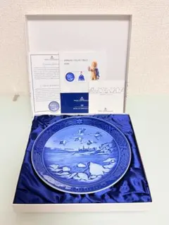 新品ロイヤルコペンハーゲンイヤープレート2010 - メルカリ