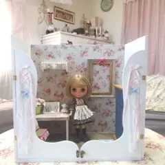 ガーリー+*ピンク*°ベッドルーム*ドールハウス*ブライスリカちゃんなど