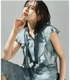 美品　IPEKERタックフレアブラウス フレイアイディー