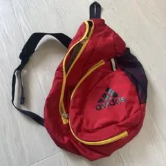 adidas アディダス ワンショルダーバッグ レッド