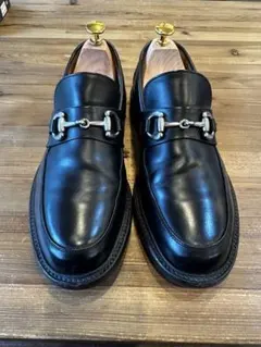 GUCCI ブラック ローファー メタルバックル - メルカリ