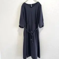 OFUON　ネイビー Vネック ウエストリボン ワンピース　38