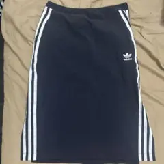 adidas 黒 タイトスカート