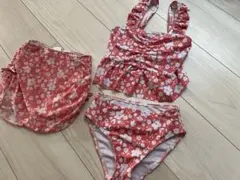 美品　女の子水着セパレート　５Ｙ