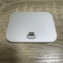 Apple Lightning Dock シルバー（iPhone スタンド）