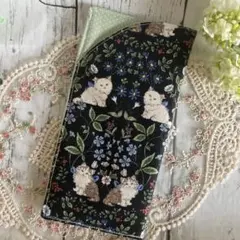 「Cats Garden」猫柄 メガネケース