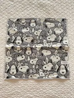 新品未使用　PEANUTS SNOOPY スヌーピー　ガーゼハンカチ