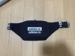 adidas ボディバッグ ブラック