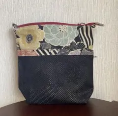 ハンドメイド　Dカン付きポーチ　和柄　花柄
