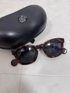 2026年最新】モンクレール サングラスの人気アイテム - メルカリ