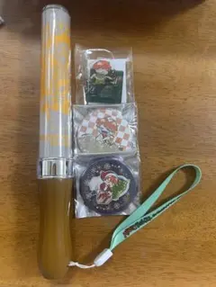 めいちゃん ペンライトと缶バッジセットのサムネイル