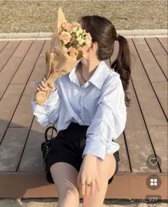 nugu 袖シャーリング クロップシャツ