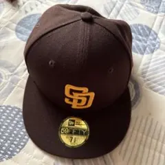New Era 9FORTY SD ロゴ キャップ ブラウン