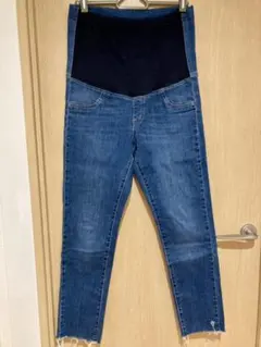 ユニクロ　マタニティウルトラストレッチジーンズ　ブルー　デニム