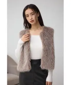 フェイクファーベスト　AZUL BY MOUSSY
