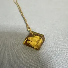 バラ　花　琥珀　インタリオ　鼈甲　ネックレス