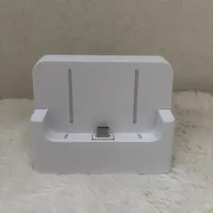 au BASIO用充電スタンド　卓上ホルダー　(ケーブル無し) TYPE -C