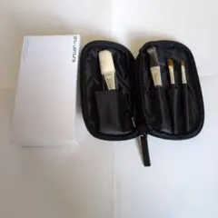 未使用】shu uemura ポータブルブラシセット ケース付き 外箱なし