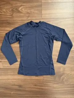 アンダーシャツ　野球　紺色（ネイビー）