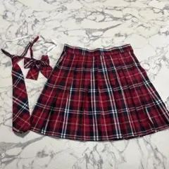 赤とネイビーのチェック柄プリーツスカートとネクタイセット
