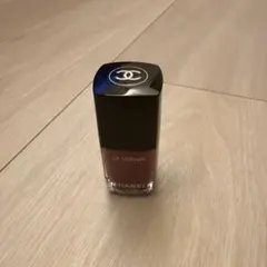 【新品未使用】CHANEL LE VERNIS 137 Sorcièreのサムネイル