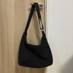 週末限定値下げ 【新品】レディース 大容量 ブラック ショルダーバッグ