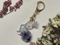 レジンキーホルダー　うさぎ　ドライフラワー　パープル