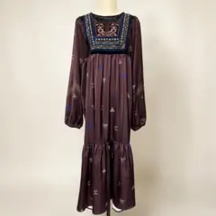 刺繍使いプリントサテン調マキシワンピース ボヘミアン ゆったり M エスニック