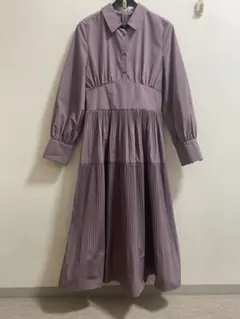 ナチュラルビューティーベーシック パープル プリーツドレス