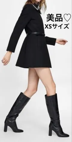 完売品 ZARA パールビーズ襟デザイン ベルト付きフロックコート XSのサムネイル