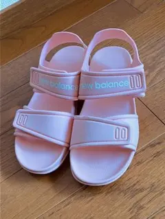 new balance サンダル 21センチ