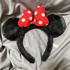 ミニーマウス カチューシャ 赤い水玉リボン