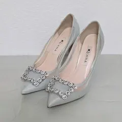 ダイアナ ビジュー パンプス 22.5cm スエード シルバー