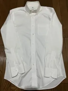 ユニクロ　スーパーノンアイロンスリムフィットシャツ（ボタンダウン）長袖 Sサイズ